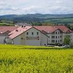 Otel Am Heidepark 3*
