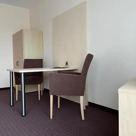 海德公园酒店 3*